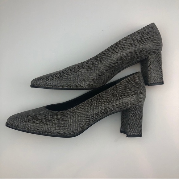 Stuart Weitzman Snakeskin Print Block Heel… - Picture 10 of 14